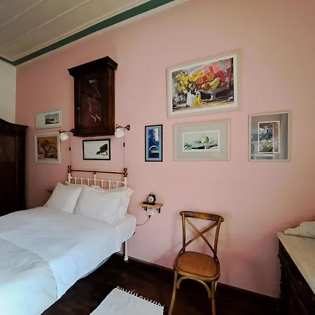 Rafalias Mansion Hydra  Pokoj fotografie